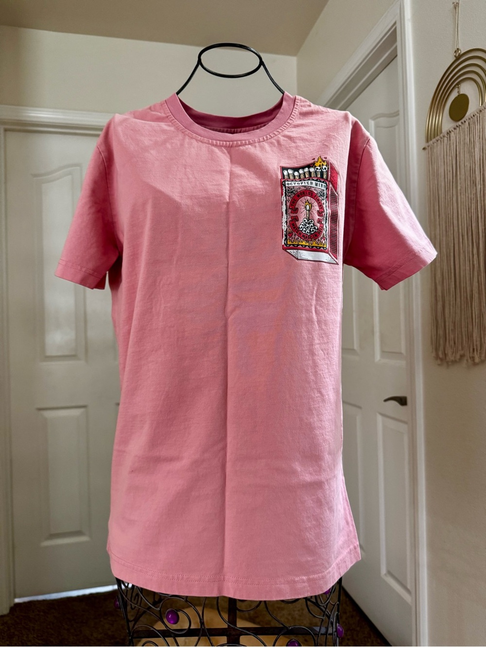 Women's Pink Graphic Short Sleeve Tee with Pocket Illustration - Picture 3 of 8